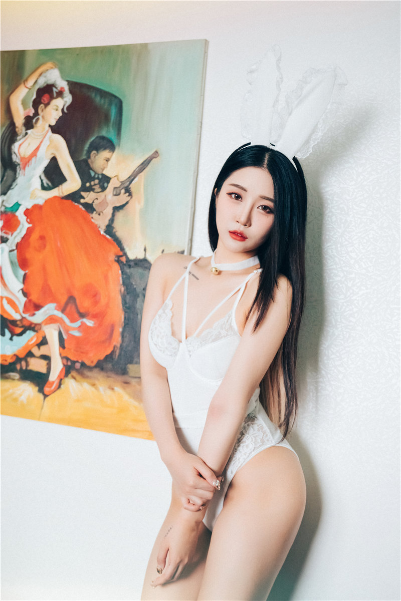 韩国妹子:Bomi (보미) 写真合集 [24套]